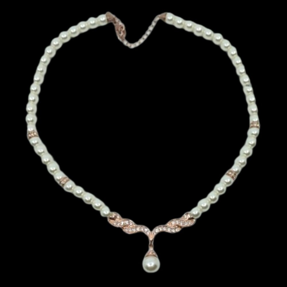 FAUX PEARL, AUSTRIAN CRYSTAL & ROSE-GOLD~PRINCESS NECKLACE